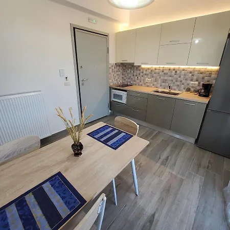 Appartement Maistros *